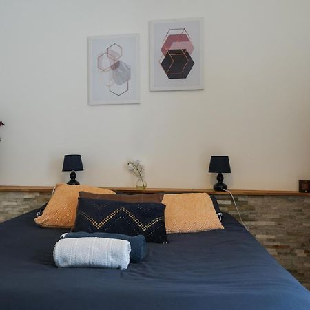 Studio Moderne, Hypercentre De Cholet, Arrivee Autonome ! Экстерьер фото