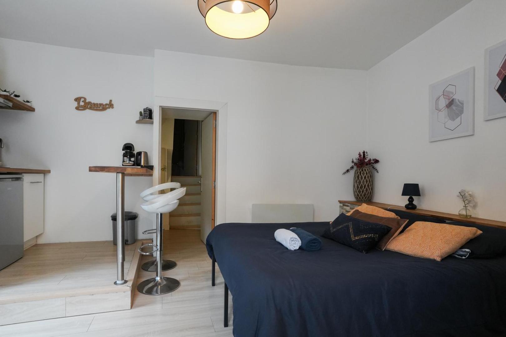 Studio Moderne, Hypercentre De Cholet, Arrivee Autonome ! Экстерьер фото